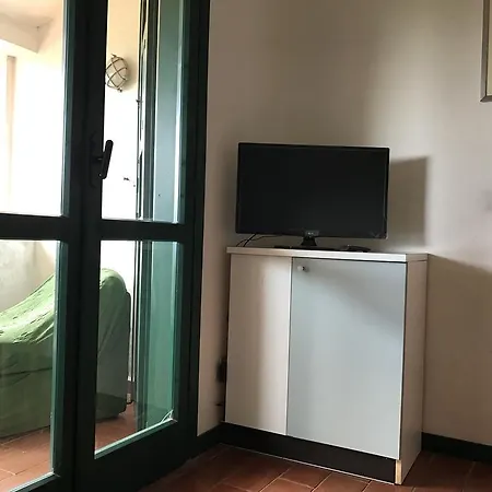 Apartment Appartam. Con Piscina 4p